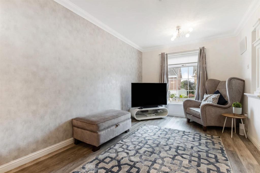 Darwin Avenue, Motherwell 5 bed detached house £295,000