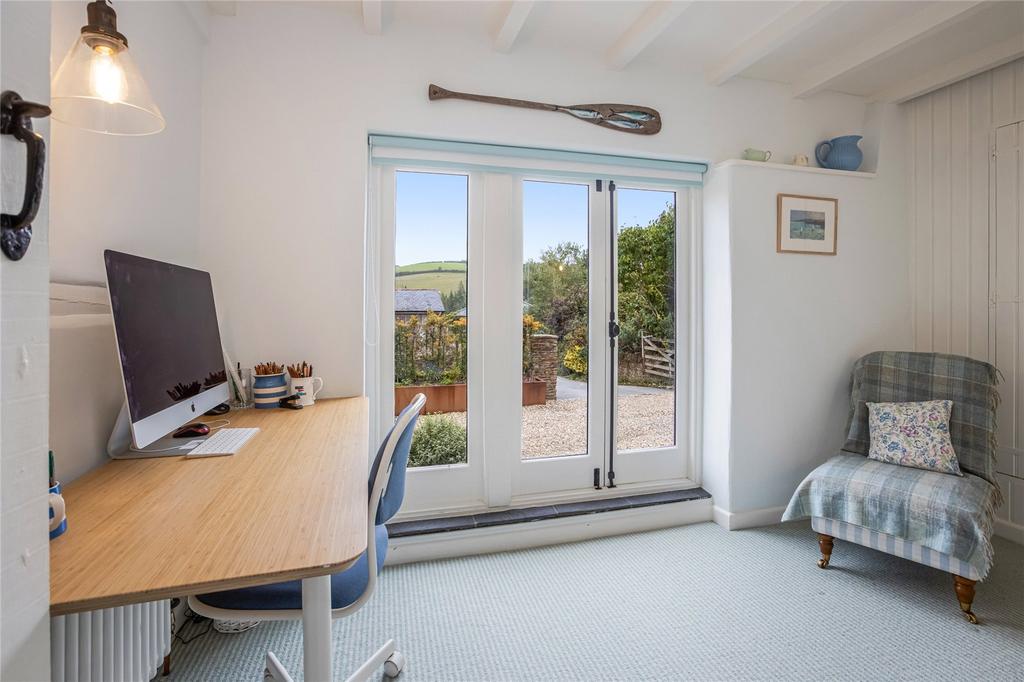 Study Bedroom 2
