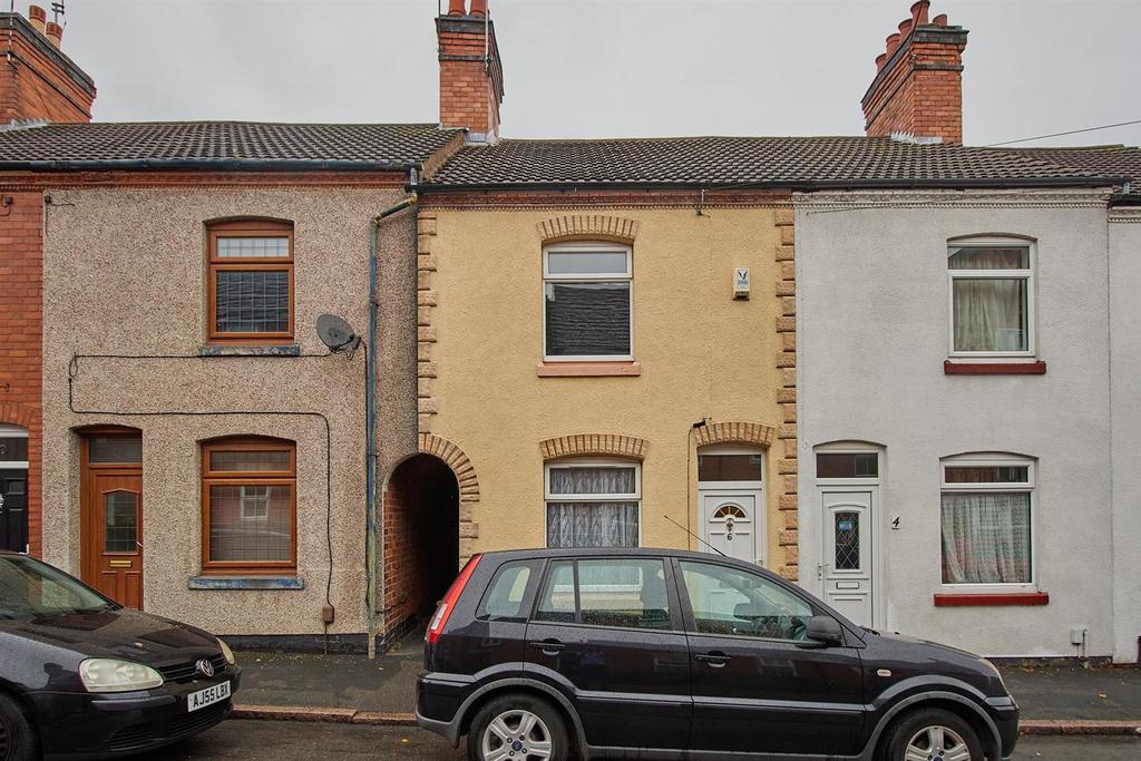 Mill Hill Road, Hinckley 3 bed terraced house £150,000