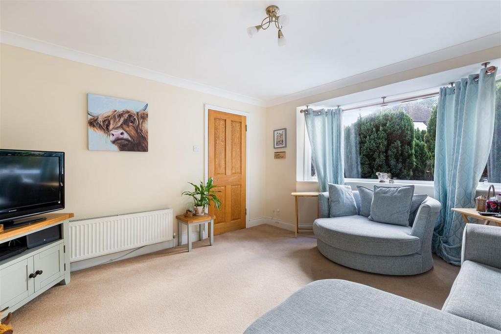 SHAWLEY CRESCENT-10.jpg
