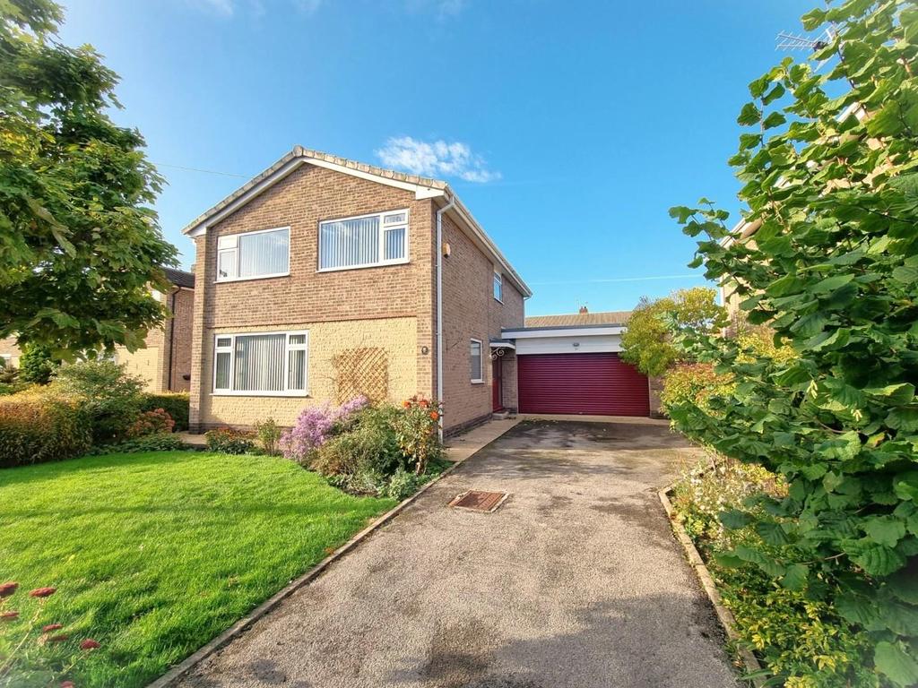 Hill Crest Drive, Beverley 4 bed house £375,000