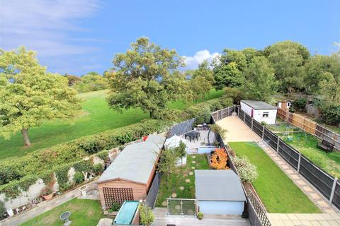 16 Garrard Close, Bexleyheath, DA7 4LX