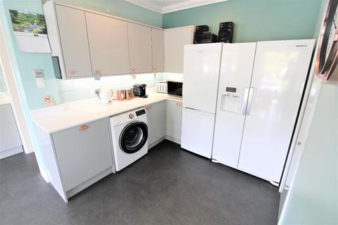16 Garrard Close, Bexleyheath, DA7 4LX
