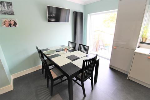 16 Garrard Close, Bexleyheath, DA7 4LX