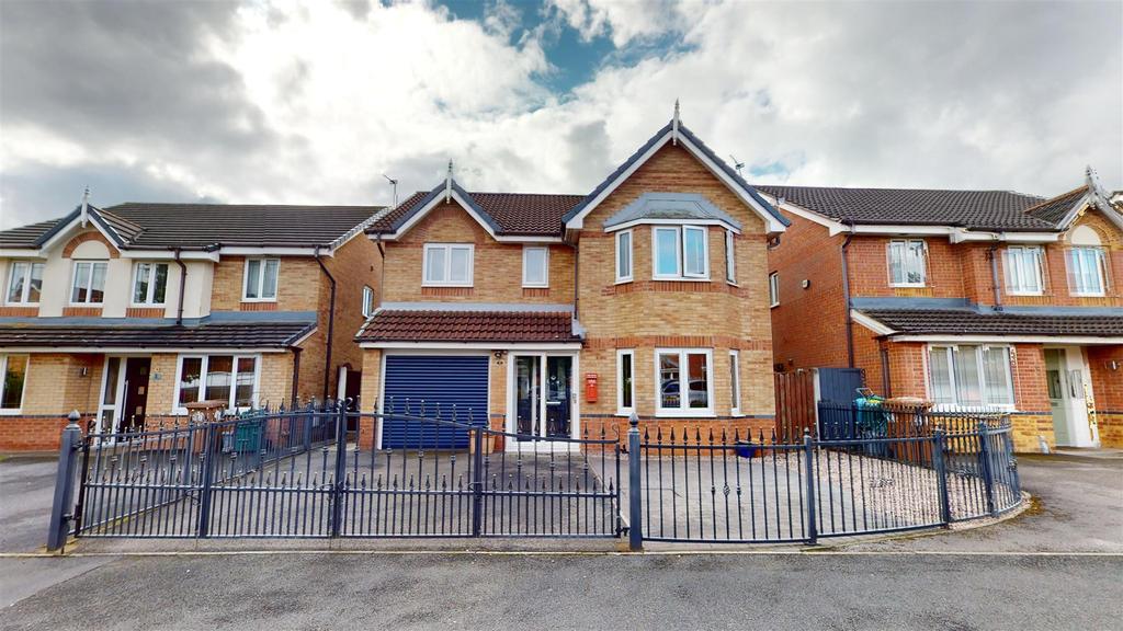 Sunflower Close, New Bold, St. Helens, WA9 4 4 bed detached house for