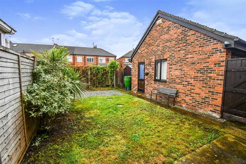 57 Ashdene Close, Willerby, Hull, HU10 6LW