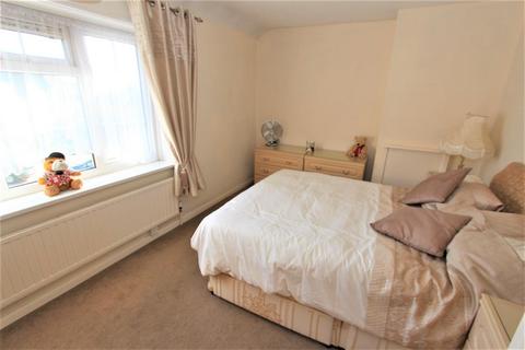 39 Manor Farm Drive, Chingford, London, E4 6HJ