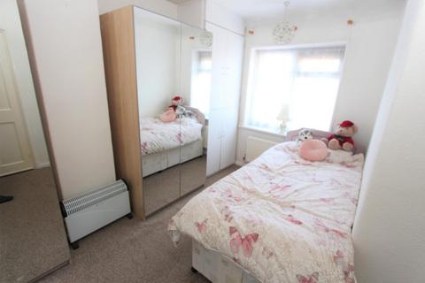 39 Manor Farm Drive, Chingford, London, E4 6HJ