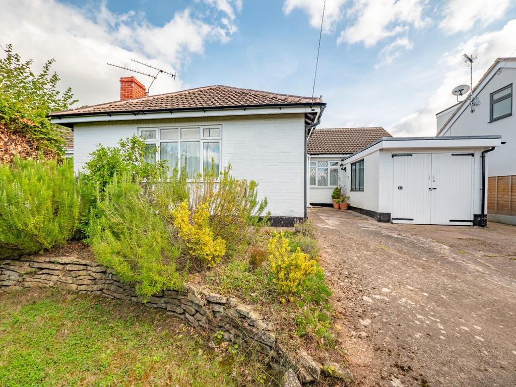 Whitnash Road, Whitnash, Leamington Spa 3 bed detached bungalow - £425,000