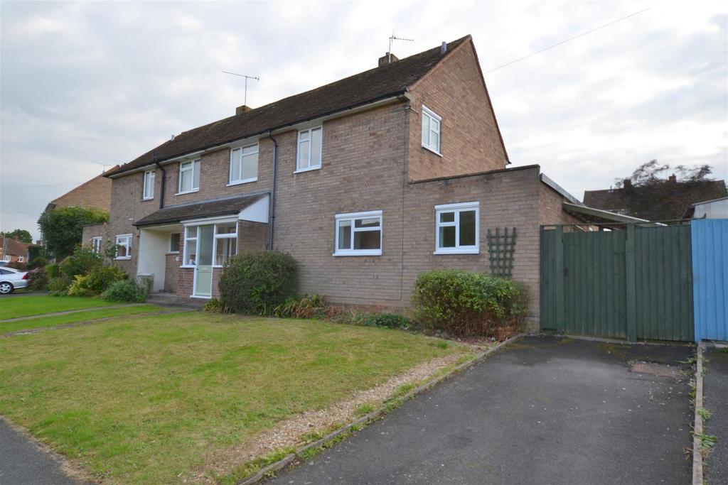 Clerkenwell Crescent, Malvern 3 bed semidetached house £295,000