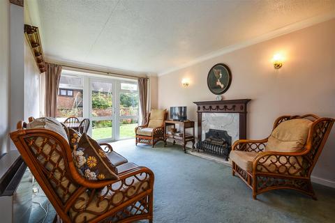2 bedroom retirement property for sale, Mulberry Mead, Whitchurch