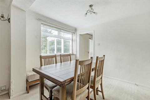 12 Bourneside, Bedford, MK41 7EG