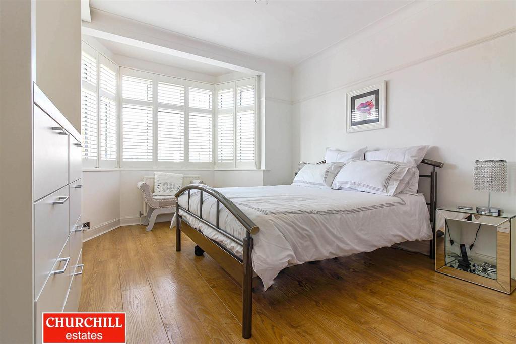 Bed1b.jpg