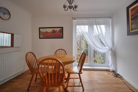 91 Abbey Meadows, Morpeth, NE61 2XZ