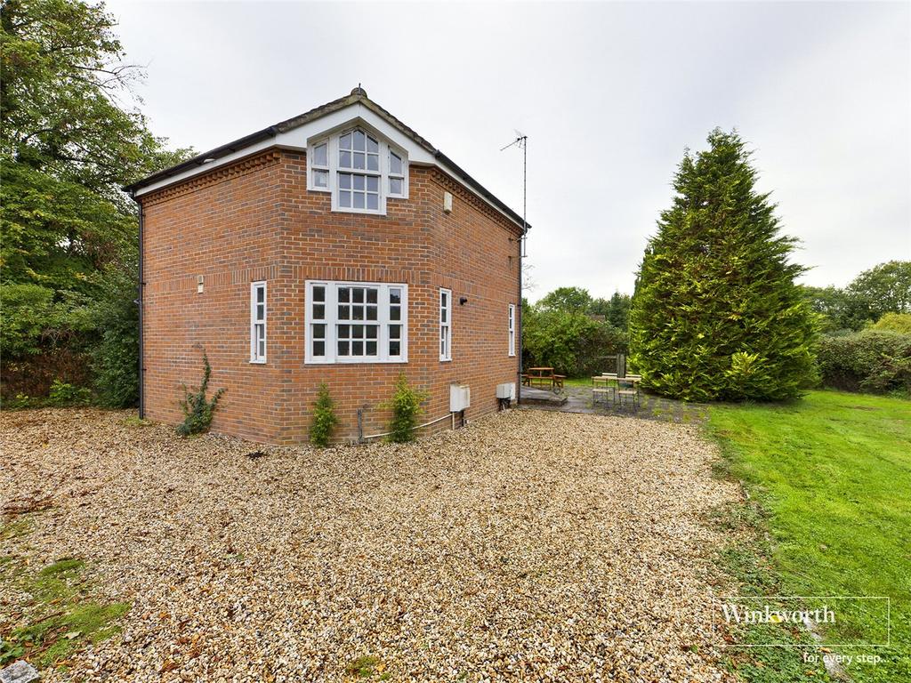 Hurst Grove, Sandford Lane, Hurst... 2 bed detached house £1,600 pcm