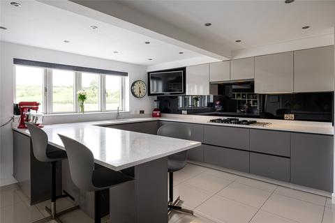 14 Langwith Avenue, Collingham, Wetherby, LS22 5DD