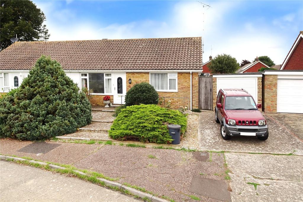 Ashleigh Close, Angmering, West Sussex 2 bed bungalow for sale £350,000