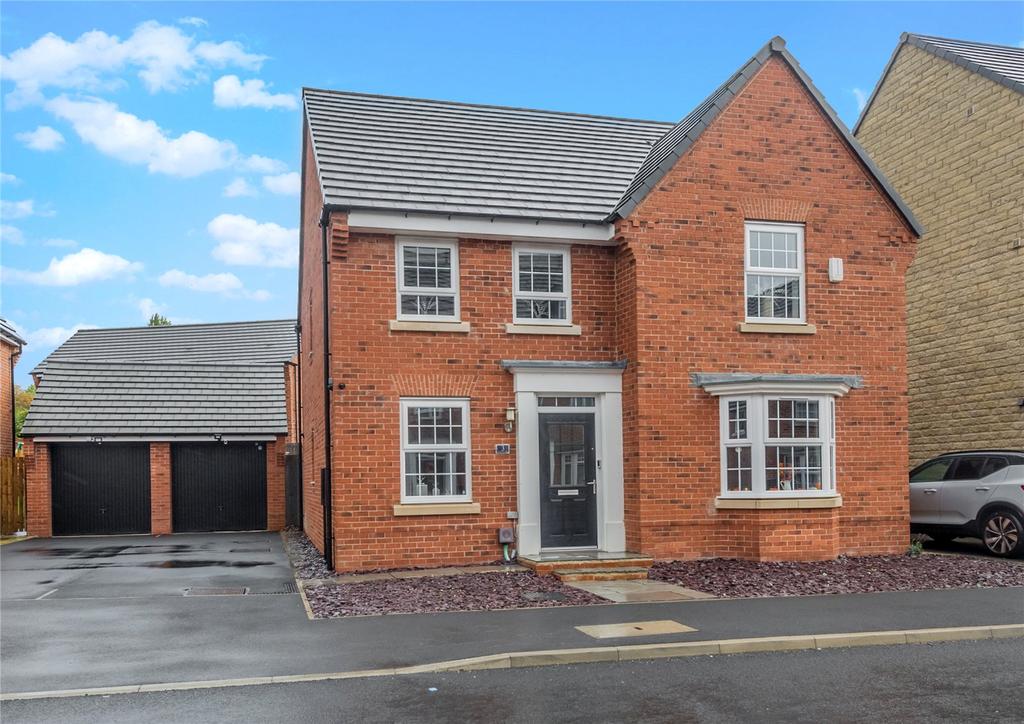 Heathfield Lane, Birkenshaw... 4 bed detached house £470,000