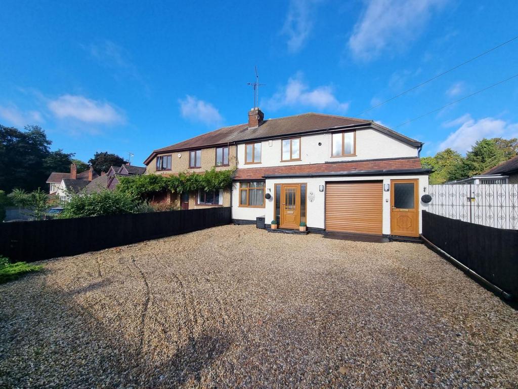 Booth Rise, Boothville, Northampton NN3 6HP 3 bed semidetached house