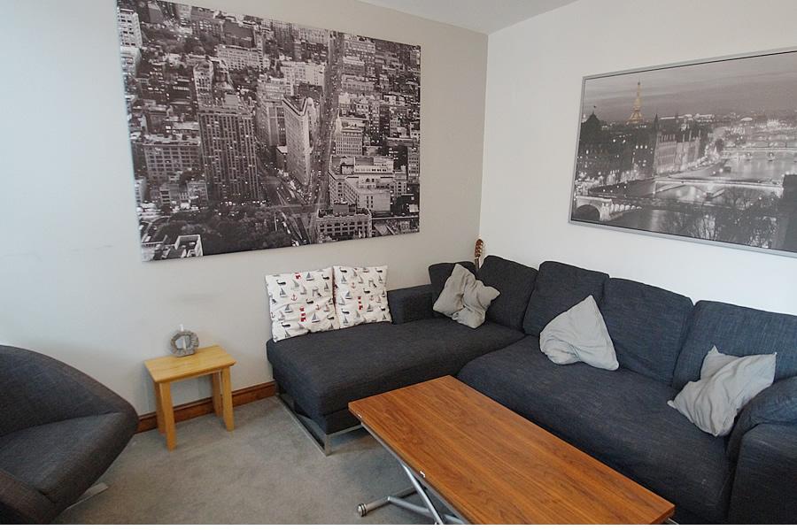 Lee Street, Uppermill OL3 2 bed apartment £695 pcm (£160 pw)