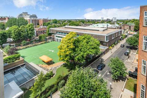 3 bedroom flat for sale - EYRE COURT, FINCHLEY ROAD, NW8