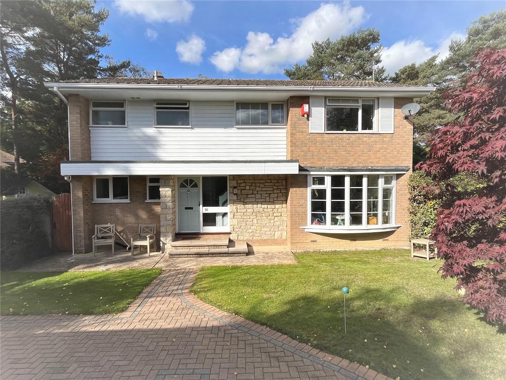 Shelley Close, Ashley Heath, Ringwood, BH24 4 bed detached house for