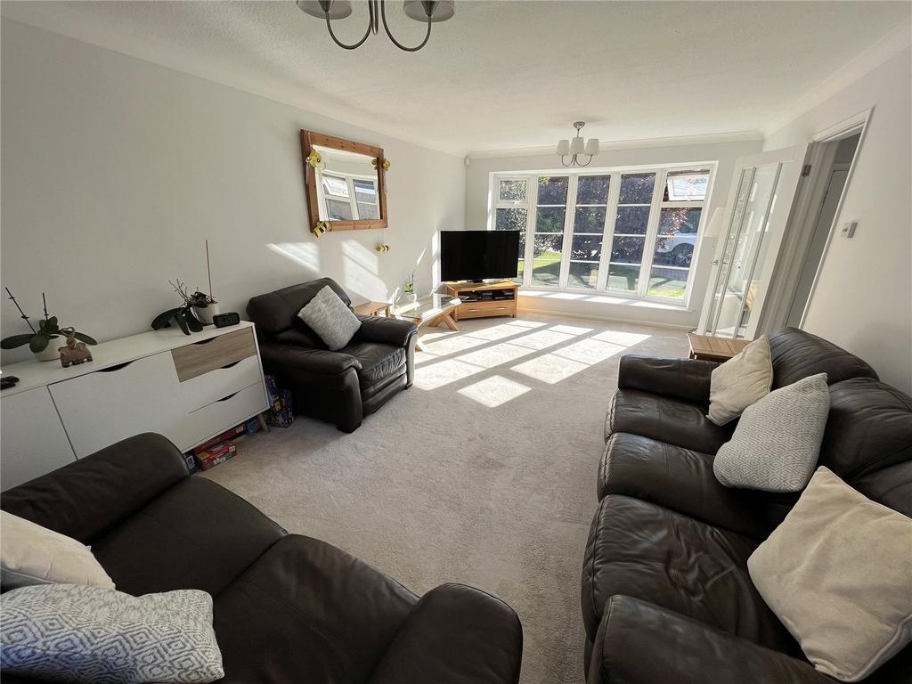 Shelley Close, Ashley Heath... 4 bed detached house £700,000