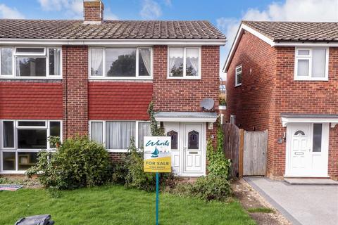 3 bedroom semi-detached house for sale - North Down, Staplehurst, Tonbridge, Kent