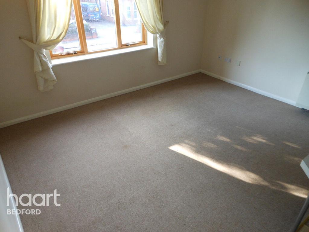 Shakespeare Road, BEDFORD Studio for sale £100,000