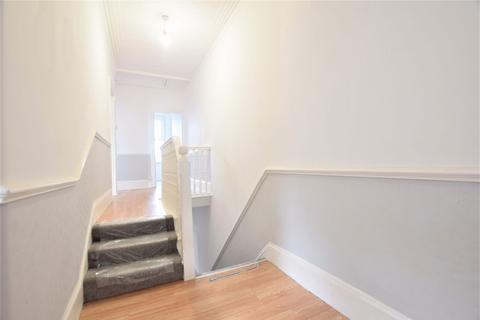 30 Beach Road, Clacton-on-sea, CO15 1UE