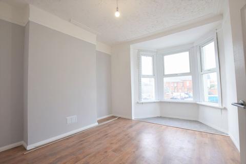 30 Beach Road, Clacton-on-sea, CO15 1UE