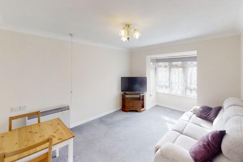 2 bedroom retirement property for sale - Francis Court, Worplesdon Road, Stoughton, GU2