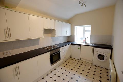 3 bedroom flat to rent, Martin Street, Stafford, ST16