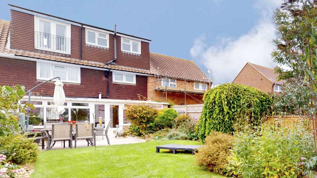 Mansell Road, ShorehambySea, West Sussex, BN43 4 bed terraced house