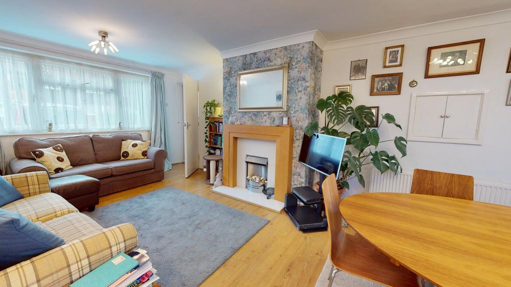 Mansell Road, ShorehambySea, West Sussex, BN43 4 bed terraced house