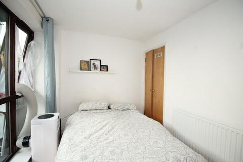 24 Eden Way, London, E3 2JD