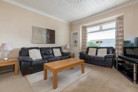 28 Mansefield Crescent, Clarkston, Glasgow, G76 7EB