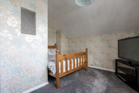 28 Mansefield Crescent, Clarkston, Glasgow, G76 7EB