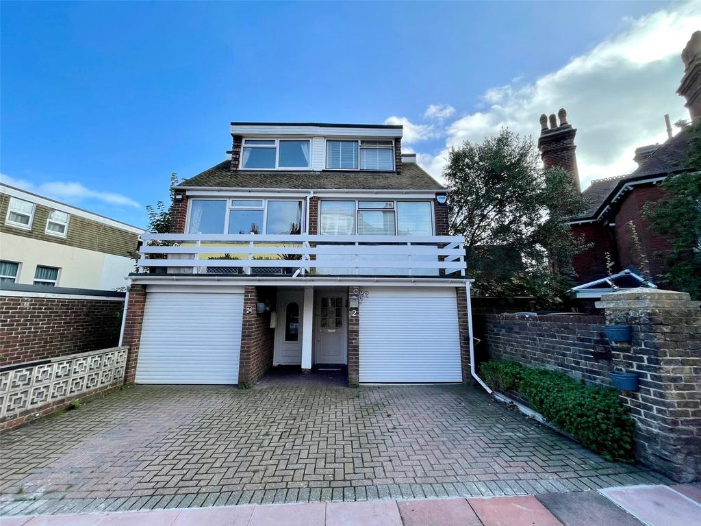 Derwent Road, Meads, Eastbourne, BN20 3 bed semidetached house £550,000