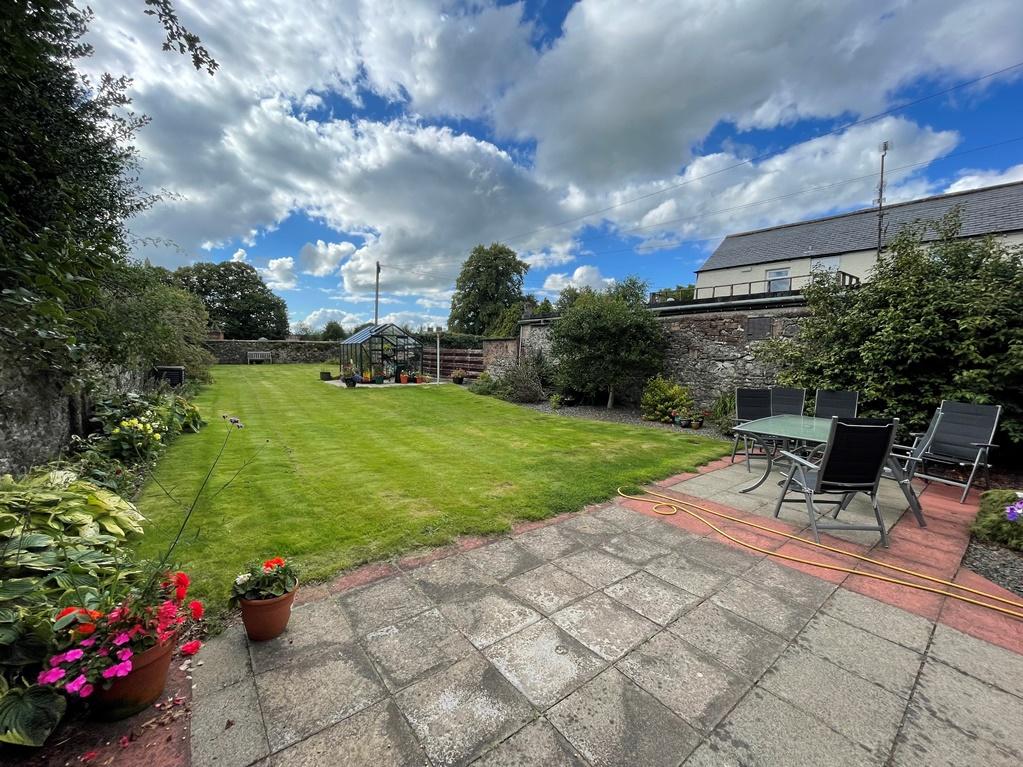 17/19 High Street, Lochmaben, DG11 1 NG - Braidwood
