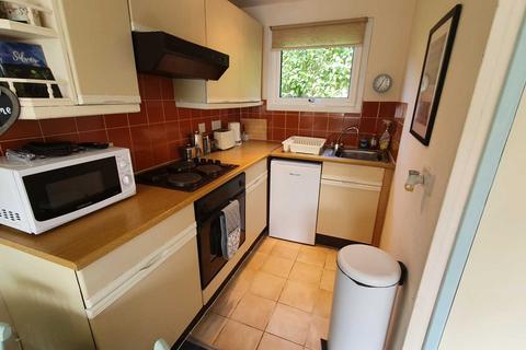 2 bedroom end of terrace house for sale, Lanteglos, Camelford