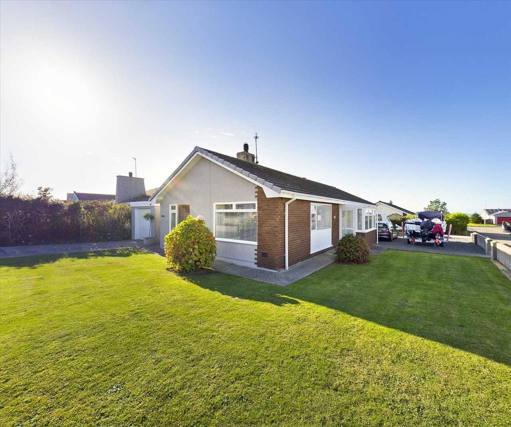 Lon Traeth, Valley, Valley,Isle of Anglesey 3 bed detached bungalow for