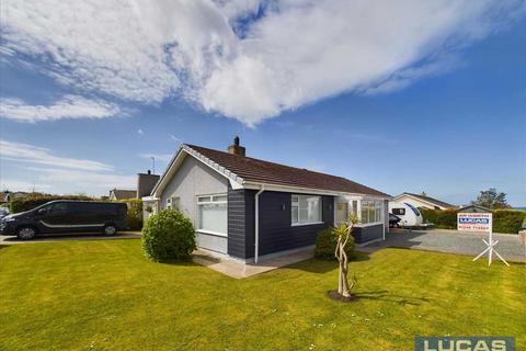 3 bedroom detached bungalow for sale, Lon Traeth, Valley, Valley,Isle of Anglesey
