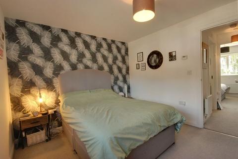 18 Blackthorn Garth, Beverley, HU17 8FZ