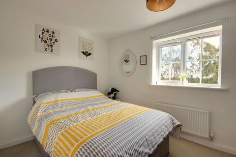 18 Blackthorn Garth, Beverley, HU17 8FZ