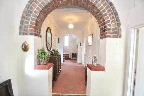 2 Castledene Crescent, Poole, BH14 8DP