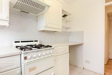 14 Meadow Close, London Colney, St Albans, AL2 1RQ