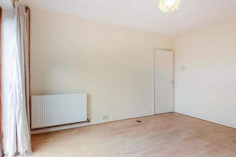 14 Meadow Close, London Colney, St Albans, AL2 1RQ