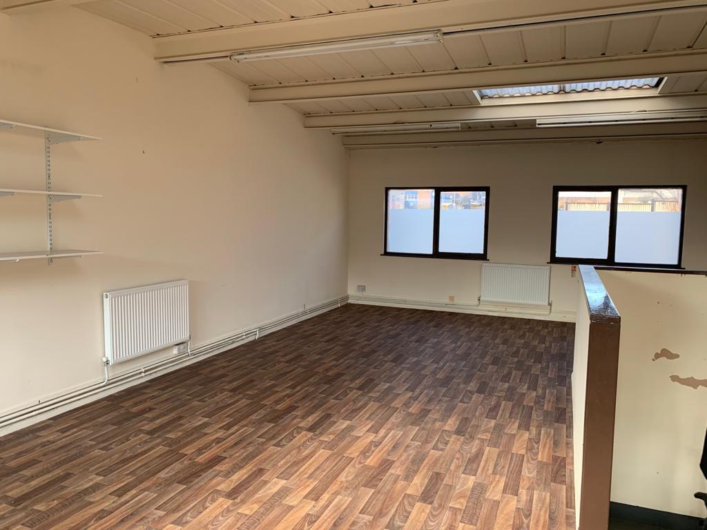 Hartley Road, Luton LU2 Warehouse for sale £195,000