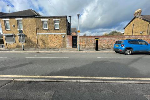 121 Cowley Mill Road, Uxbridge, UB8 2QB